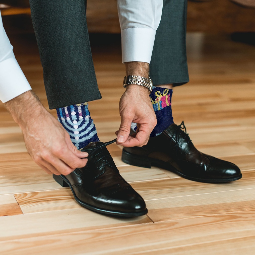 TYN-SOCK-A15_LIFESTYLE2